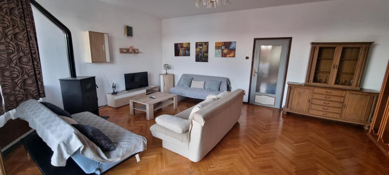 לובראן Villa Niki Rezine מראה חיצוני תמונה